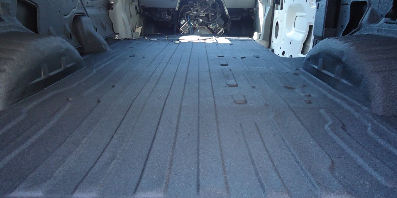 Spray-on bedliner - BedlinersPlus